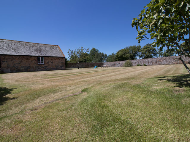 There is a large communal garden to the rear of the property 