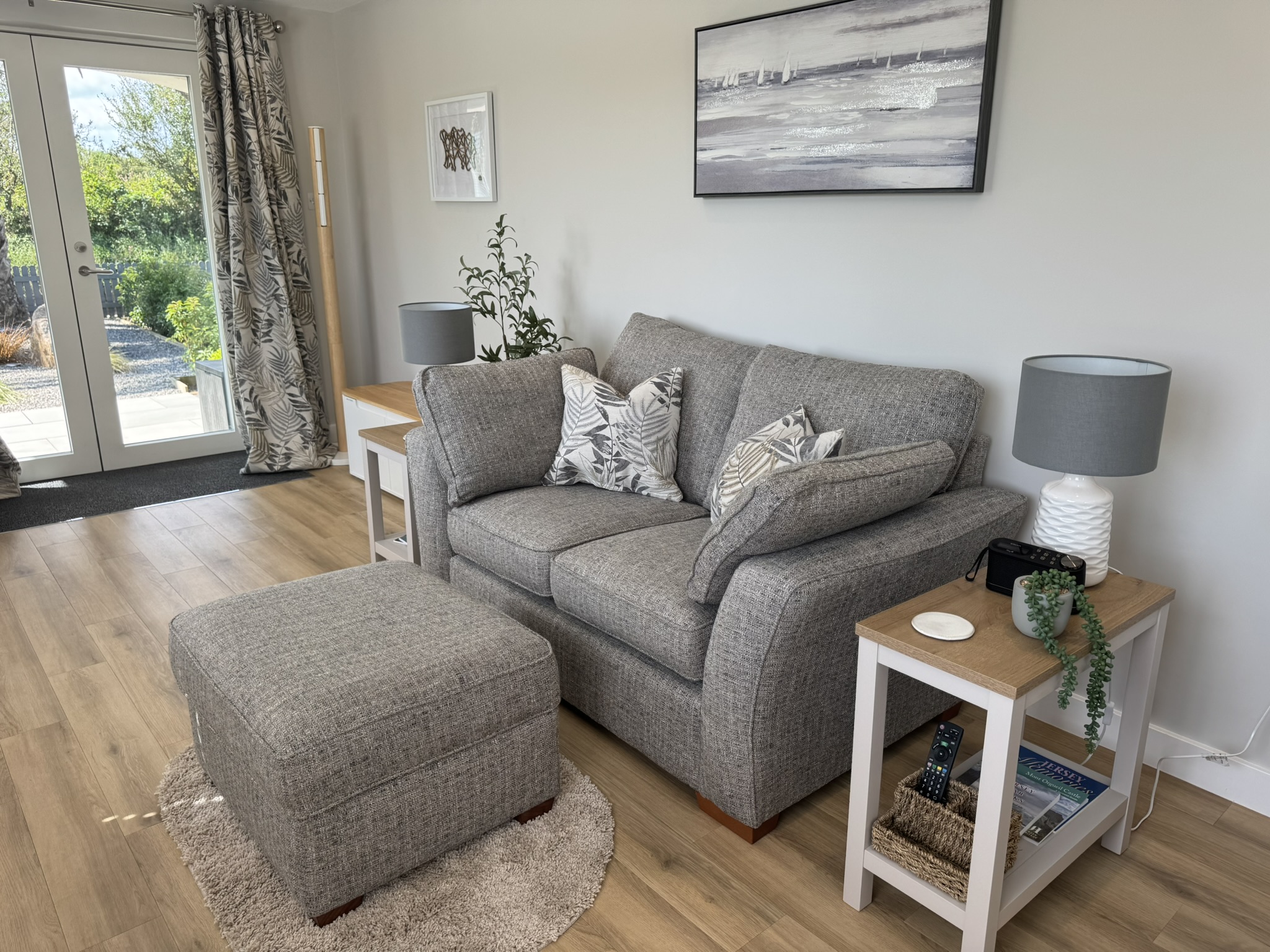 Meadow View Apartment