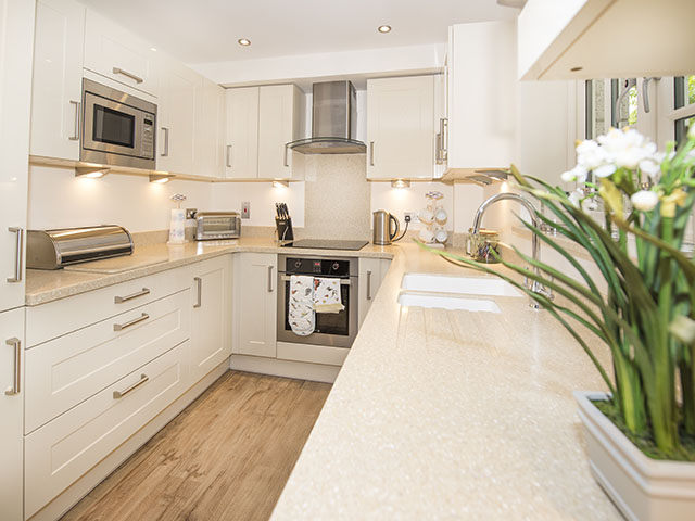 Well equipped and spacious kitchen area