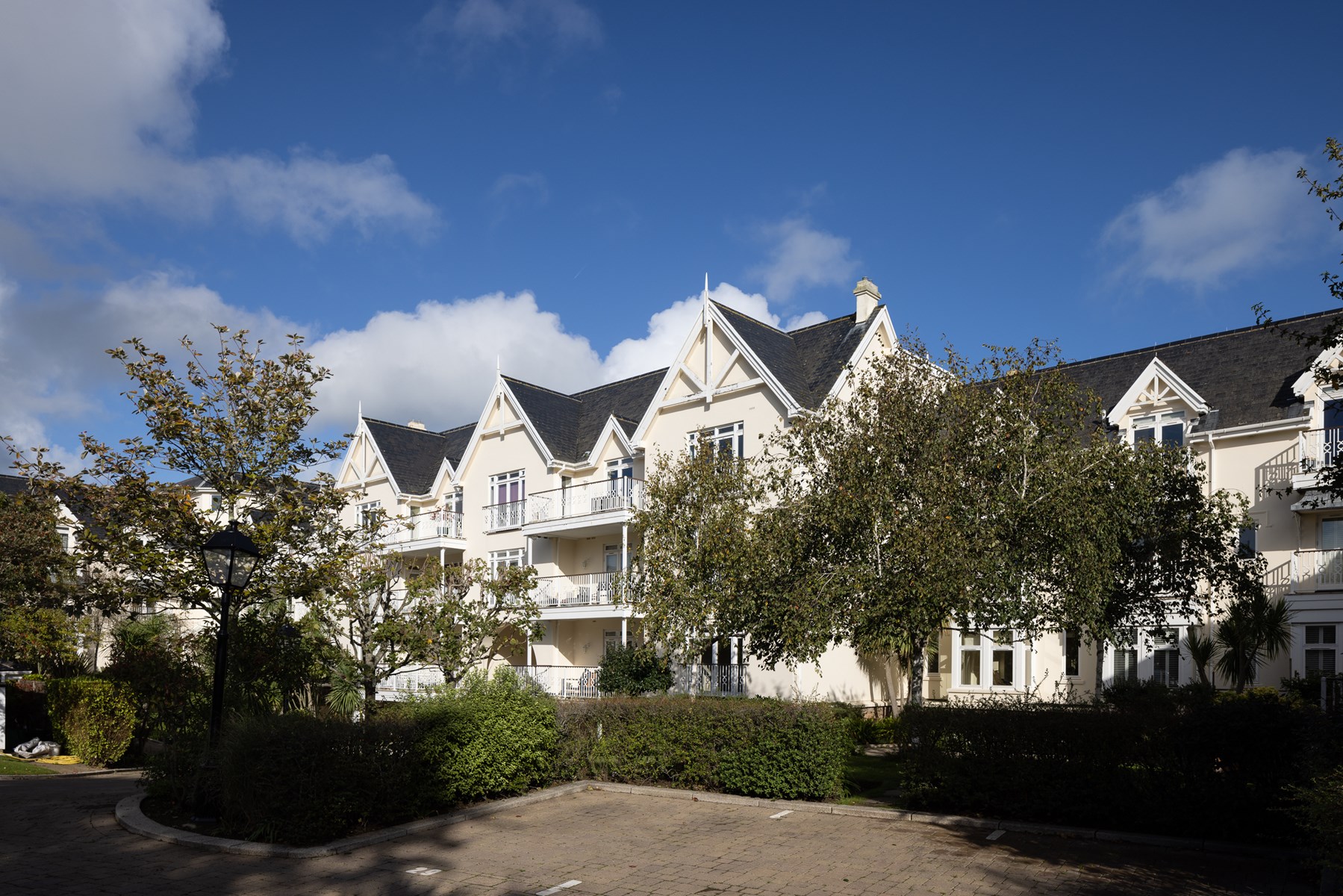 Chateau Royale Penthouse Apartment