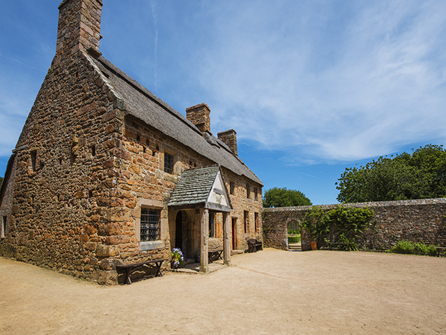 External view of buildings within Hamptonne Country Life Museum 