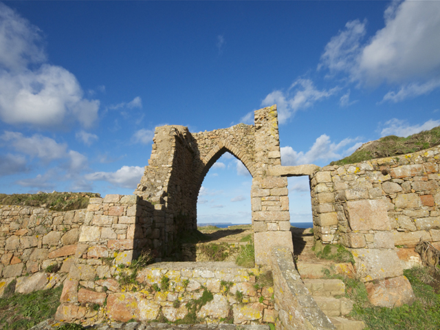 The ruins of Groznez Castle which was built in around 1330 are worth exploring