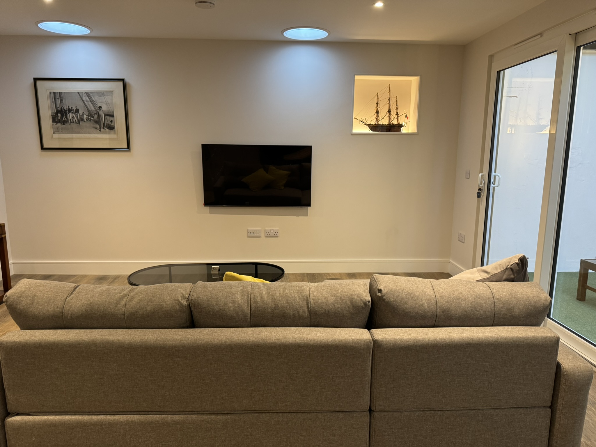 Harbour Lofts 3 - Captains Cabin