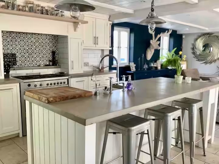 Salt Cottage